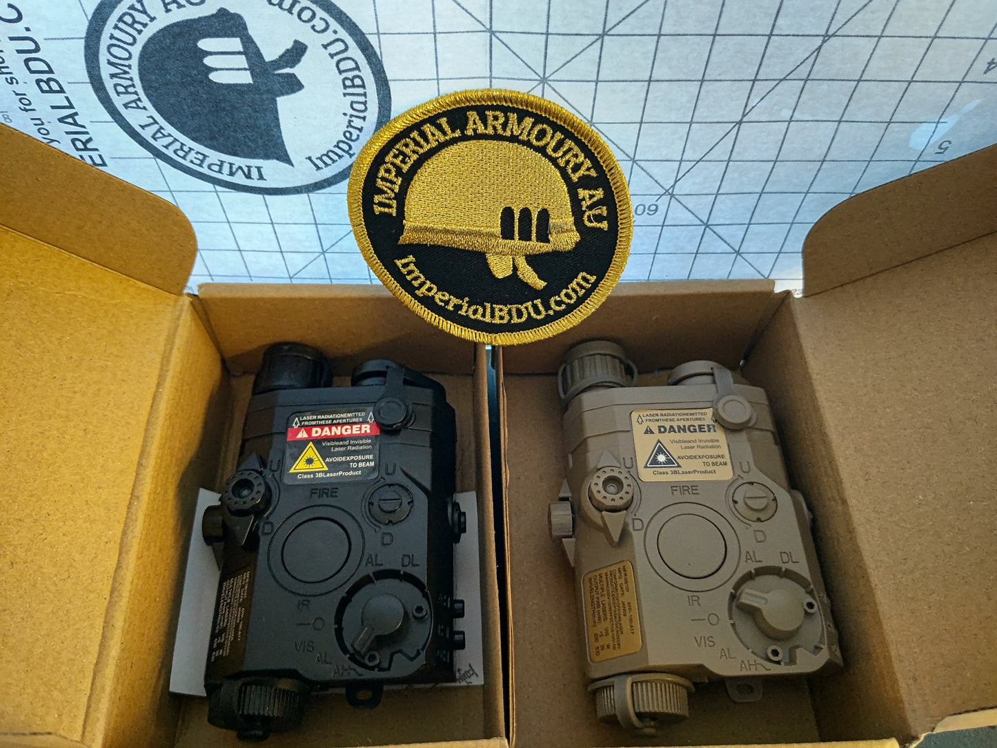 Replica Cosplay AN/PEQ-15 tactical device, red laser tan/black Australia